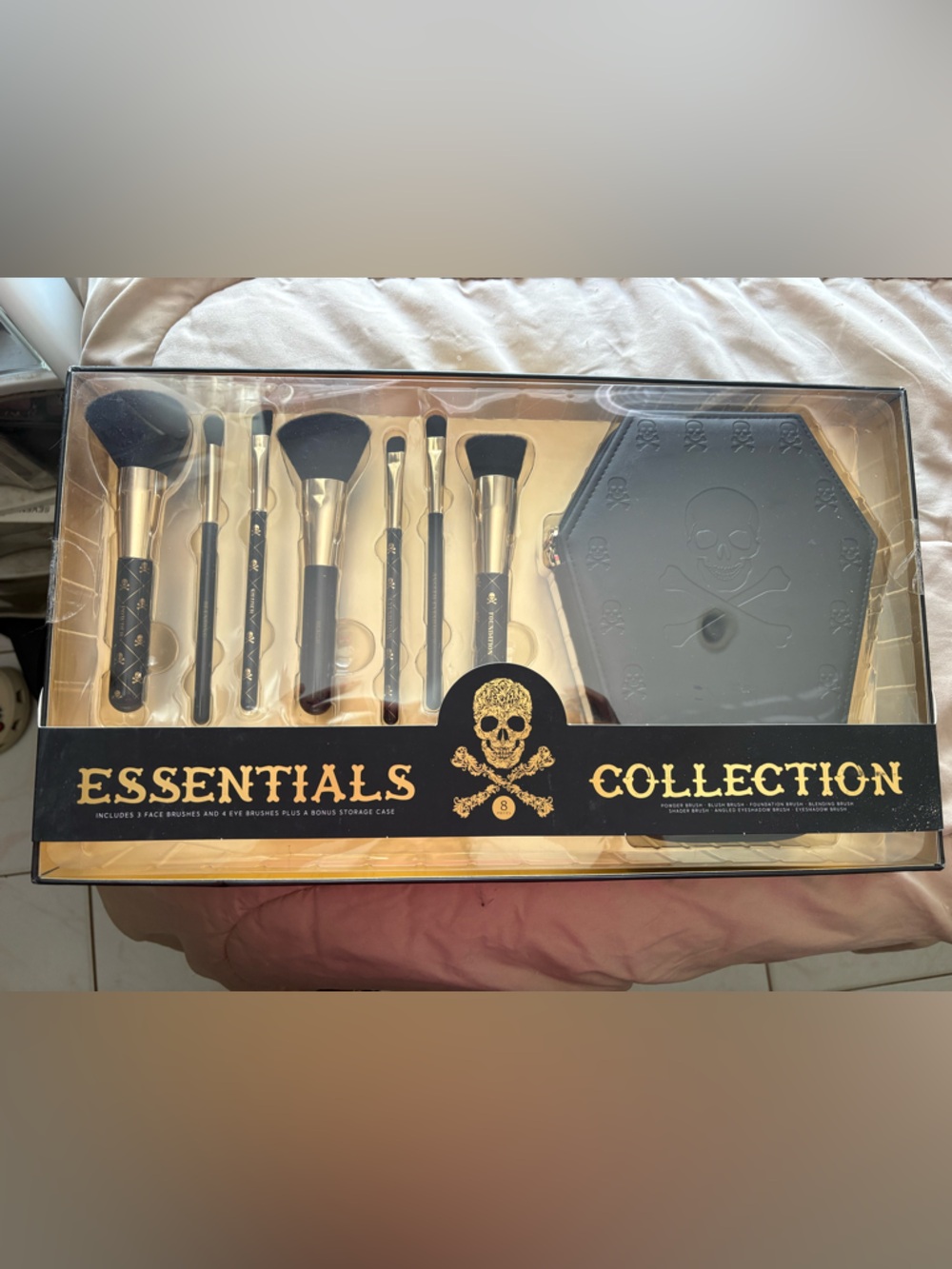 Essentials Collection Gold and Black Makeup Brush Set